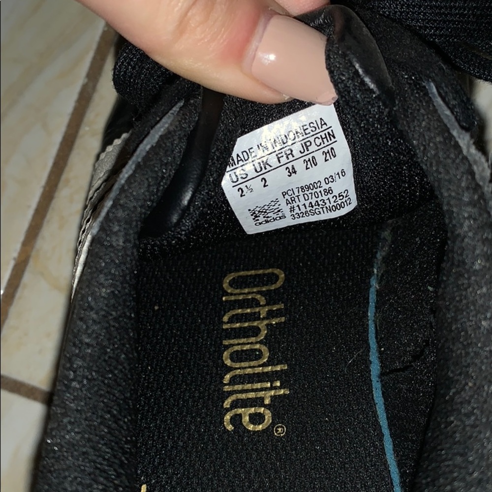 Adidas Sneakers - Picture 3 of 3